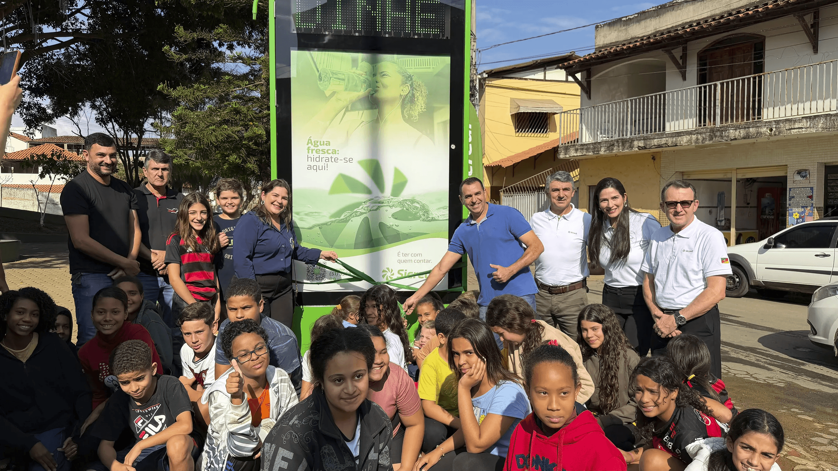 Sicredi entrega Estação de Hidratação e reafirma compromisso com o bem-estar da comunidade de Santana do Campestre